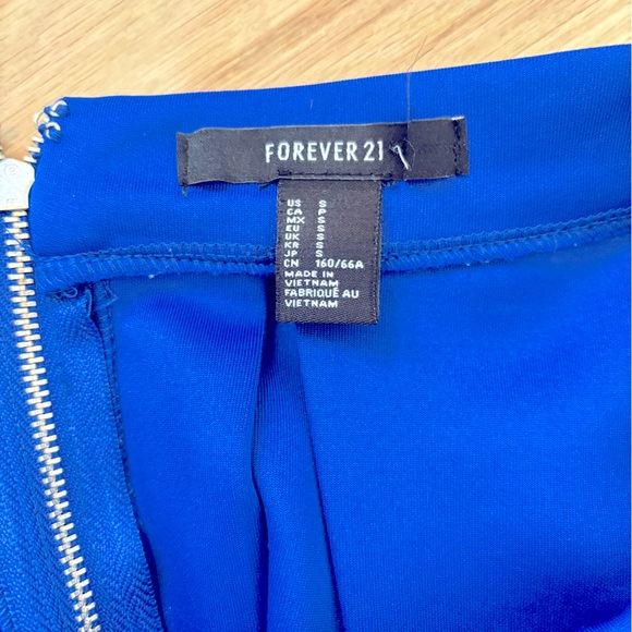 FOREVER 21 ROYAL BLUE SKIRT SIZE SMALL - Picture 3 of 3